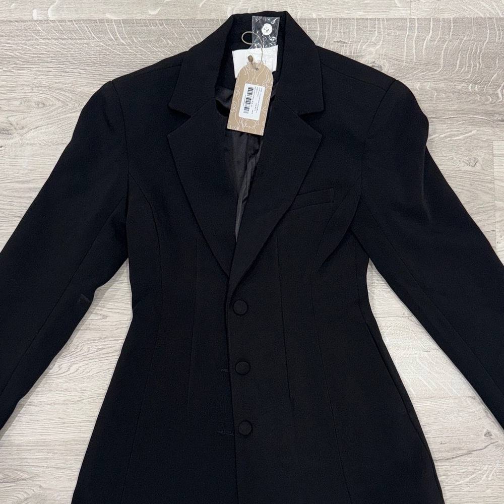 Meshki Classic Black Blazer